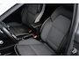Renault Captur 1.0 TCe 90 Edition One/ 360°Camera/ 17'' LMV/ LED Koplampen/ Dode-Hoek DET./ Stoelverw./ Apple + Android/ Keyless/ Extra getint glas/ Grootlicht Assist./ 6-Bak/ Adaptive Cruise/ PDC V+A/ DAB+.