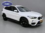 BMW X1 SDrive18i Executive, achteruitrijcamera, extra getint glas, electr bedienbare achterklep, parelmoer wit