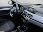 BMW X1 SDrive18i Executive, achteruitrijcamera, extra getint glas, electr bedienbare achterklep, parelmoer wit