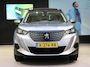 Peugeot 2008 SUV Blue Lease Allure 100 pk | Panoramisch schuifdak | Navigatie | Achteruitrijcamera | Stoelverwarming | Apple Carplay/ Android auto