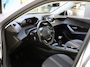 Peugeot 2008 SUV Blue Lease Allure 100 pk | Panoramisch schuifdak | Navigatie | Achteruitrijcamera | Stoelverwarming | Apple Carplay/ Android auto