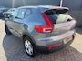 Volvo XC40 2.0 T4 | 1ste Eigenaar | Dealer onderhouden | 190PK | Regensensor | Navigatie | Bluetooth | Lichtmetalen Velgen | Roofrails | Parkeersensoren | Cruise Control |
