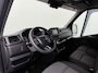 Renault Master 2.3DCI 180PK L2H2 Exclusive Edition | Navigatie | Camera | Multimedia | Trekhaak | 3-Zits | Airco | Cruise | 3-Zits | Betimmering