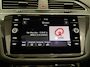 Volkswagen Tiguan 1.5 TSI ACT Highline Business R | Trekhaak | Elektrische achterklep | Stoel- & Stuurwielverwarming | Schuif- kanteldak | Stoelmassage