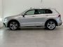 Volkswagen Tiguan 1.5 TSI ACT Highline Business R | Trekhaak | Elektrische achterklep | Stoel- & Stuurwielverwarming | Schuif- kanteldak | Stoelmassage