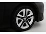 Toyota Prius 1.8 Hybrid Dynamic | Trekhaak | Navigatie | Dodehoek detectie | Stoelverwarming | Head-up display | Keyless | Adaptive Cruise | Clima | LED | Parkeersensoren voor | Camera | 17 inch
