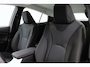 Toyota Prius 1.8 Hybrid Dynamic | Trekhaak | Navigatie | Dodehoek detectie | Stoelverwarming | Head-up display | Keyless | Adaptive Cruise | Clima | LED | Parkeersensoren voor | Camera | 17 inch