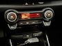 Kia Rio 1.0 T-GDi MHEV DynamicPlusLine Nieuw geleverd, Dealeronderhouden, 1e eign. Navigatie, Privacy glass, Smart Key, Achteruitrijcamera, Parkeersensoren, Climate control
