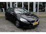 Volvo V40 T2 123PK Automaat Edition+ | Org. NL | Verw. Voorstoelen | PDC Achter | Bluetooth |