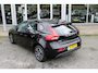 Volvo V40 T2 123PK Automaat Edition+ | Org. NL | Verw. Voorstoelen | PDC Achter | Bluetooth |