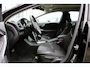 Volvo V40 T2 123PK Automaat Edition+ | Org. NL | Verw. Voorstoelen | PDC Achter | Bluetooth |