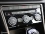 Volkswagen T-Roc 1.0 TSI Style Lane ACC Clima Trekhaak BTW auto