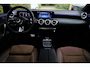 Mercedes-Benz A-klasse 180 Star Edition AMG Line LIMITED Aut. | NIEUWSTAAT | Widescreen | Panorama | Camera | Sfeerverlichting |