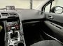 Peugeot 3008 1.6 THP Style Trekhaak | Panoramadak | Parkeersensoren | Clima | Airco (automatisch) | Cruise control | Parkeersensoren achter