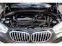 BMW X1 SDrive20i Orange Edition II, HUD, Groot navi, Leder, Afn. Trekhaak, Dealer onderhouden