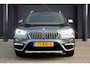 BMW X1 SDrive20i Orange Edition II, HUD, Groot navi, Leder, Afn. Trekhaak, Dealer onderhouden