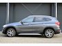 BMW X1 SDrive20i Orange Edition II, HUD, Groot navi, Leder, Afn. Trekhaak, Dealer onderhouden