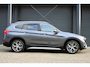BMW X1 SDrive20i Orange Edition II, HUD, Groot navi, Leder, Afn. Trekhaak, Dealer onderhouden