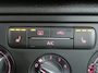 Volkswagen Beetle 1.2 TSI Design Pano Dak,Stoel verwarming, Airco, park distance Xenon&led verlichting, cruise control.