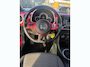 Volkswagen Beetle 1.2 TSI Design Pano Dak,Stoel verwarming, Airco, park distance Xenon&led verlichting, cruise control.