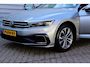 Volkswagen Passat Variant 1.4 TSI PHEV GTE Business O.a: Pano-dak, Camera, Pdc, Carplay, Digitaal display, Etc..  Rijklaar! All-in prijs!