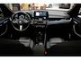 BMW X1 xDrive25e M Sport * SoH 97% - Pano - Leder - Trekhaak - HUD - Camera - ACC - Keyless - HiFi - Memory *