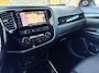Mitsubishi Outlander 2.0 PHEV instyle / Camera / Stoelverw. / Leder / LED