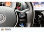 Toyota Aygo 1.0 VVT-i x-clusiv CAMERA, CARPLAY, APK + SERVICE BEURT