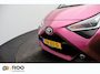 Toyota Aygo 1.0 VVT-i x-clusiv CAMERA, CARPLAY, APK + SERVICE BEURT