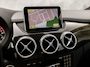Mercedes-Benz B-klasse 200 AMG Sport 157Pk (GROOT NAVI, CLIMATE, CAMERA, HARMAN/KARDON, GETINT GLAS, STOELVERWARMING, LEDEREN SPORTSTOELEN, HARMAN/KARDON, XENON, ZWART HEMEL, NIEUWSTAAT)