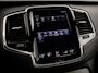 Volvo XC90 2.0 T8 Twin Engine AWD R-Design 7 Persoons 408Pk Automaat (NAP, PANORAMADAK, 1e EIGENAAR, LUCHTVERING, APPLE CARPLAY, BOWERS&WILKINS, HEAD-UP DISPLAY, STUUR/STOELVERWARMING, CAMERA, ELEK ACHTERKLEP, NIEUWSTAAT)