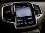 Volvo XC90 2.0 T8 Twin Engine AWD R-Design 7 Persoons 408Pk Automaat (NAP, PANORAMADAK, 1e EIGENAAR, LUCHTVERING, APPLE CARPLAY, BOWERS&WILKINS, HEAD-UP DISPLAY, STUUR/STOELVERWARMING, CAMERA, ELEK ACHTERKLEP, NIEUWSTAAT)