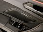 CUPRA Leon 1.5 TSI VZ Copper Edition 150Pk Automaat (F1 KNOPPEN, APPLE CARPLAY, GROOT NAVI, KUIPSTOELEN, SENNHEISER AUDIO, CAMERA, STUUR/STOELVERWARMING, GETINT GLAS, SFEERVERLICHTING, NIEUWSTAAT)