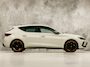 CUPRA Leon 1.5 TSI VZ Copper Edition 150Pk Automaat (F1 KNOPPEN, APPLE CARPLAY, GROOT NAVI, KUIPSTOELEN, SENNHEISER AUDIO, CAMERA, STUUR/STOELVERWARMING, GETINT GLAS, SFEERVERLICHTING, NIEUWSTAAT)