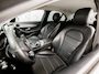 Mercedes-Benz C-klasse 180 AMG Sport 156Pk Automaat (NAVIGATIE, LEDER, GETINT GLAS, ELEK SPORTSTOELEN, CRUISE, PANAMERICANA GRILL, LED KOPLAMPEN, NIEUWSTAAT)
