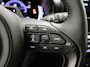 Toyota Yaris Cross 1.5 Hybrid 130 Dynamic - NIEUWE MODEL YARIS CROSS - DIRECT UIT VOORRAAD LEVERBAAR - NAVIGATIE - ARMSTEUN VOOR - VOORRUITVERWARMING - STUURVERWARMING - STOELVERWARMING - APPLE CARPLAY/ ANDROID AUTO - 17 INCH LICHT METALEN VELGEN - DODEHOEK DETECTIE - PARKEERSENSOREN VOOR/ ACHTER