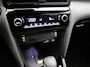 Toyota Yaris Cross 1.5 Hybrid 130 Dynamic - NIEUWE MODEL YARIS CROSS - DIRECT UIT VOORRAAD LEVERBAAR - NAVIGATIE - ARMSTEUN VOOR - VOORRUITVERWARMING - STUURVERWARMING - STOELVERWARMING - APPLE CARPLAY/ ANDROID AUTO - 17 INCH LICHT METALEN VELGEN - DODEHOEK DETECTIE - PARKEERSENSOREN VOOR/ ACHTER