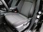 Toyota Yaris Cross 1.5 Hybrid 130 Dynamic - NIEUWE MODEL YARIS CROSS - DIRECT UIT VOORRAAD LEVERBAAR - NAVIGATIE - ARMSTEUN VOOR - VOORRUITVERWARMING - STUURVERWARMING - STOELVERWARMING - APPLE CARPLAY/ ANDROID AUTO - 17 INCH LICHT METALEN VELGEN - DODEHOEK DETECTIE - PARKEERSENSOREN VOOR/ ACHTER