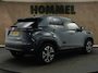 Toyota Yaris Cross 1.5 Hybrid 130 Dynamic - NIEUWE MODEL YARIS CROSS - DIRECT UIT VOORRAAD LEVERBAAR - NAVIGATIE - DRAADLOZE TELEFOONLADER - 17 INCH LICHT METALEN VELGEN - DODEHOEK DETECTIE - VOORSTOELEN VERWARMD - STUUR VERWARMD - VOORRUIT VERWARMD - ARMSTEUN VOOR - APPLE CARPLAY/ ANDROID AUTO - ADAPTIEVE CRUISE CONTROL - PARKEERSENSOREN VOOR/ ACHTER