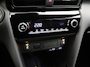 Toyota Yaris Cross 1.5 Hybrid 130 Dynamic - NIEUWE MODEL YARIS CROSS - DIRECT UIT VOORRAAD LEVERBAAR - NAVIGATIE - DRAADLOZE TELEFOONLADER - 17 INCH LICHT METALEN VELGEN - DODEHOEK DETECTIE - VOORSTOELEN VERWARMD - STUUR VERWARMD - VOORRUIT VERWARMD - ARMSTEUN VOOR - APPLE CARPLAY/ ANDROID AUTO - ADAPTIEVE CRUISE CONTROL - PARKEERSENSOREN VOOR/ ACHTER