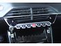 Peugeot 208 1.2 100PK ALLURE PACK Navi Carplay | Camera | Pdc | Stoelverw. | Cruise | Keyless | Led | Privacy Glas | 16 Inch Lm |