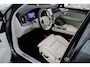 Volvo XC90 T8 406PK AWD Ultra Bright Executive | 22" | Massage/ventilatie | Luchtvering | Gelam. glas | B&W