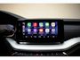 Skoda Octavia COMBI 1.5 e-TSI 150pk Business Edition Aut. [ Trekhaak Navi Apple/Android Camera Stoelverwarming ]