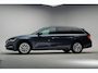Skoda Octavia COMBI 1.5 e-TSI 150pk Business Edition Aut. [ Trekhaak Navi Apple/Android Camera Stoelverwarming ]