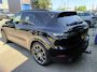 Porsche Cayenne 3.0 E-Hybrid | 462PK | Automaat | Trekhaak | Panoramadak | Luchtvering | 360° Camera |