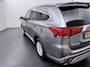 Mitsubishi Outlander 2.4 PHEV Pure Afneembare trekhaak | Stoelverwarming | 4WD