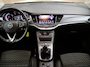 Opel Astra 1.4 Online Edition - ORIGINEEL NEDERLANDSE AUTO - AFNEEMBARE TREKHAAK - TREKGEWICHT 1450 KG - AFKOMSTIG VAN 2E EIGENAAR - SCHUIFDAK - NAVIGATIE - CLIMATE CONTROL - CRUISE CONTROL - CAMERA