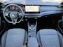 Skoda Octavia Combi 1.5 TSI MHEV Sportline / Fabrieksgarantie t/m 12-2026 / Adaptieve Cruise Control / Navigatie / Apple Carplay/Android Auto / Achteruitrijcamera / Stoelverwarming / Sportstoelen / Elektrische achterklep /