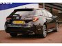 Toyota Corolla Touring Sports 2.0 Hybrid Dynamic+Led+Leder+stoel-verw+Vitrual+Apple-care+Camera+17"Lmv = ORIG/NL-TOP DEALER ONDH
