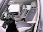 Volkswagen ID. Buzz Pro 77kWh Navigatie - PDC - Stoelverwarming - LED - App-Connect - Sfeerverlichting